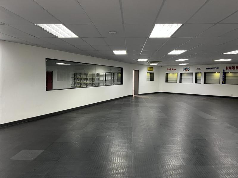 To Let Commercial Property for Rent in Montague Gardens Western Cape